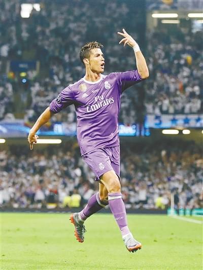 同时也给球 同时也给球